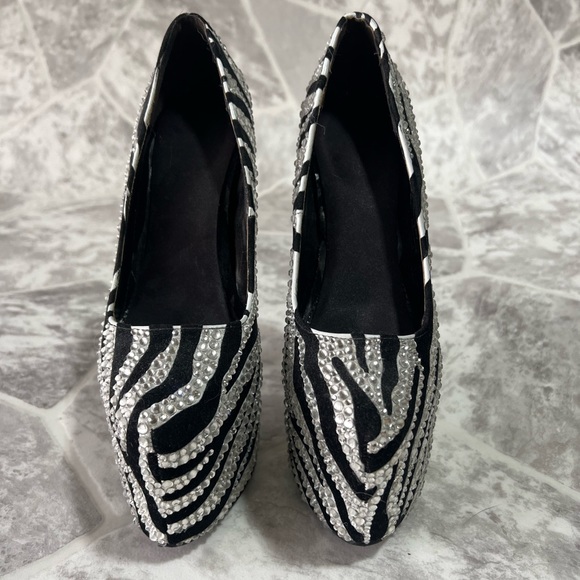 Platform Zebra Pumps - Picture 2 of 4